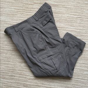 Duluth Trading Women's Dry on the Fly Capris Gray Size 14